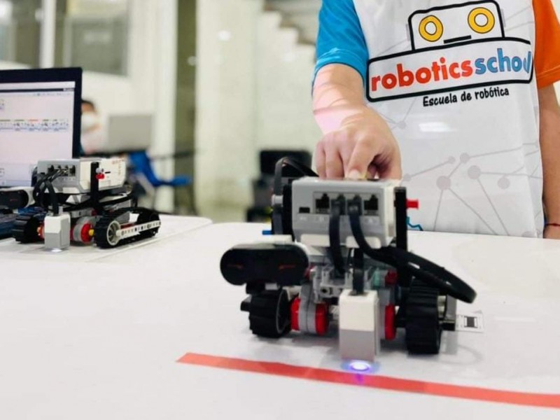 Egresados de robótica tienen mayor oportunidad de campo laboral