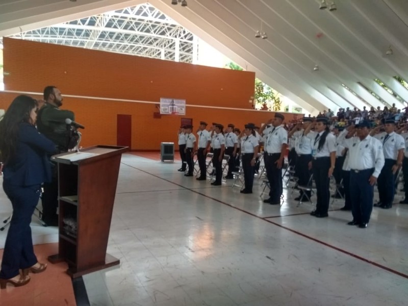 Egresan 65 cadetes de la Academia de Policías.
