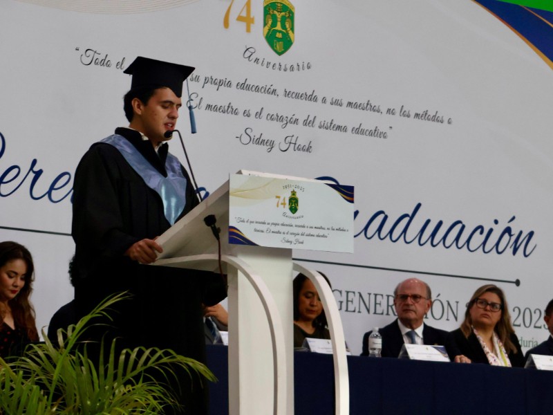 Egresan de la ENOL 152 profesionales de la educación para Guanajuato
