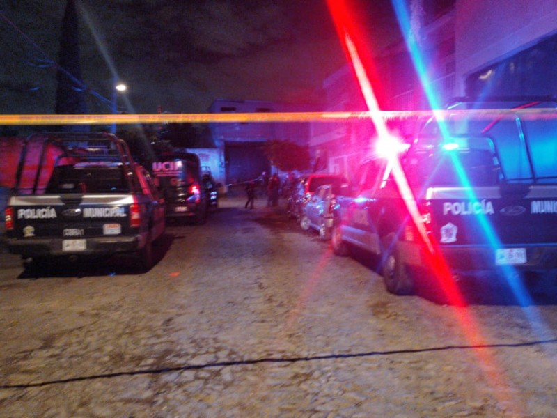 Ejecutan a 5 hombres en Tlaqueapque y dejan 2 heridos