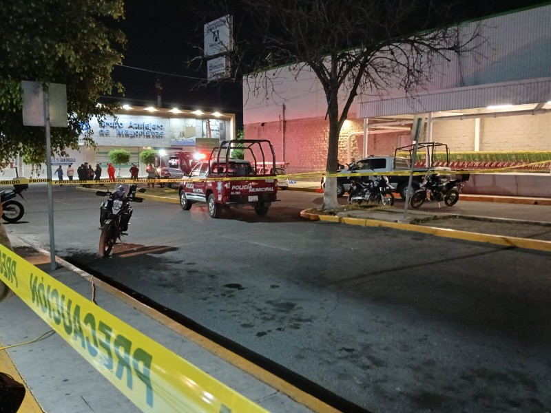 Ejecutan a abogado afuera de Bodega Aurrera del Arcadia