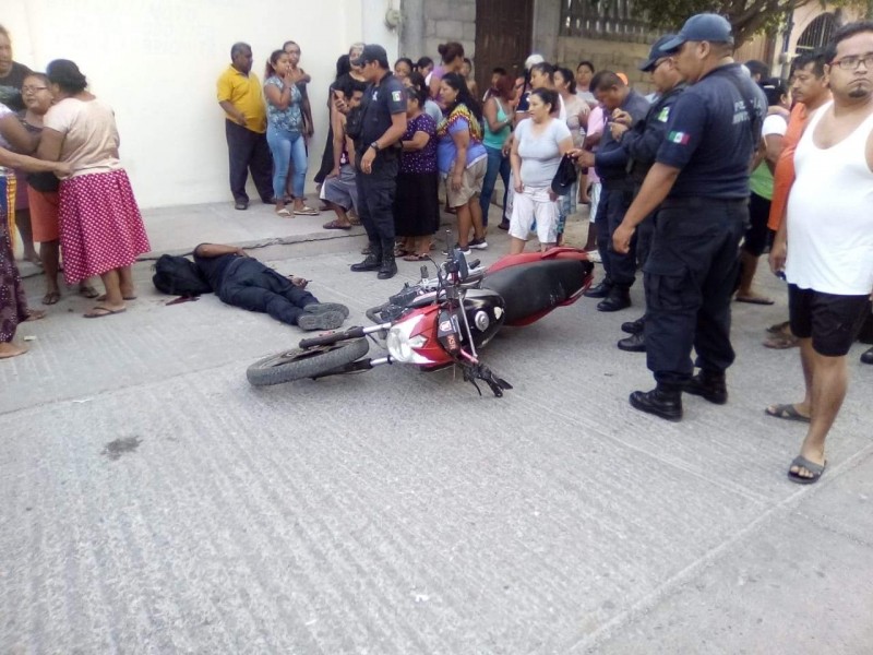 Ejecutan a balazos a Policía Municipal en Juchitán