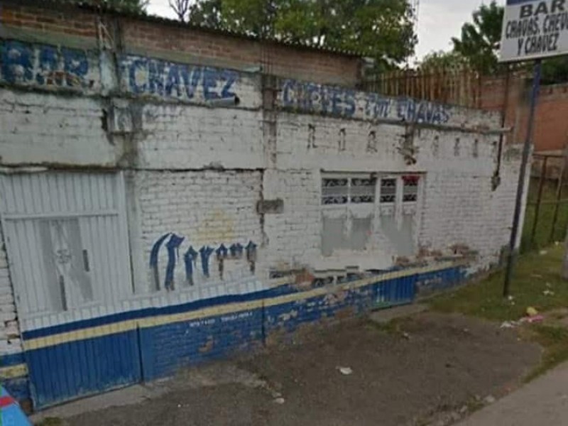 Ejecutan a dos masculino en bar de Tzicatlán