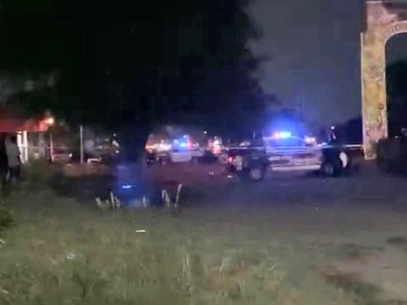 Ejecutan a masculino sobre carretera, en Francisco I. Madero