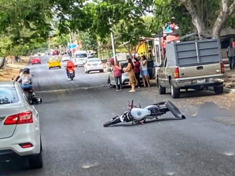 Ejecutan a pareja de jóvenes en avenida Pablo Silva