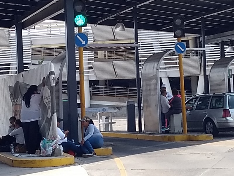 Ejidatarios de El Zapote vuelven al Aeropuerto