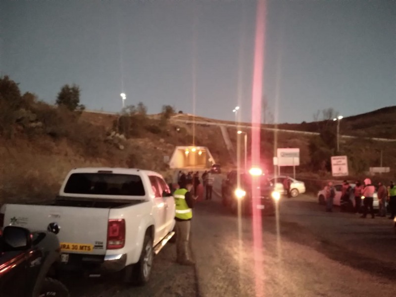 Ejidatarios de Hacienda Nueva bloquean acceso a mina Cozamín