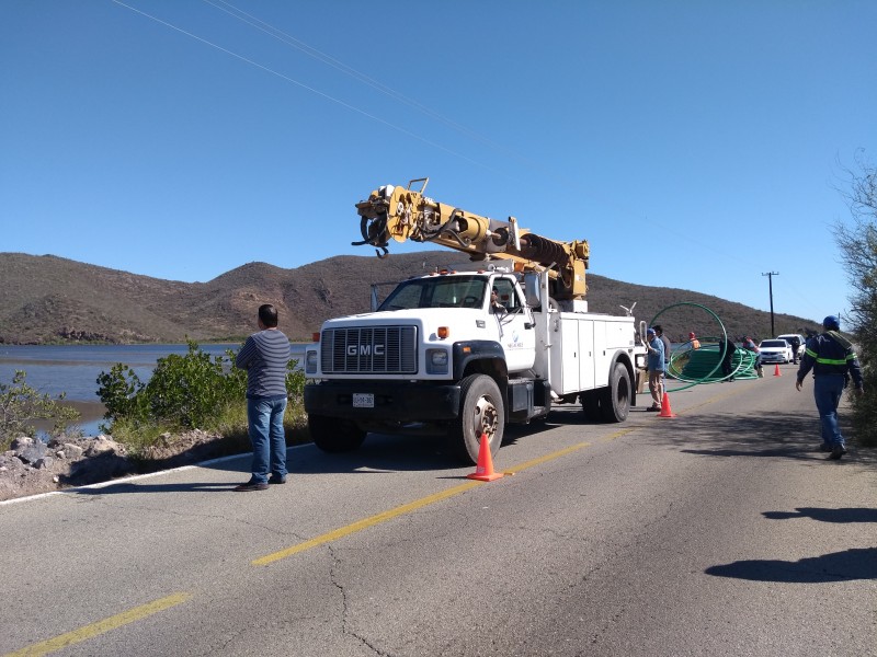 Ejidatarios de Topo Viejo detienen obra cable submarino