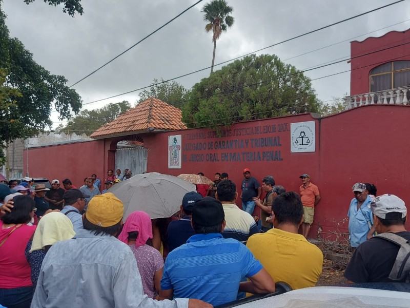 Ejidatarios exigen devolución de tierras invadidas en Santa Gertrudis Miramar