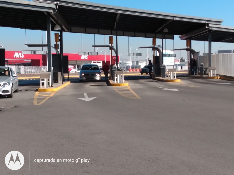 Ejidatarios mantienen plantón en Aeropuerto tras 44 días