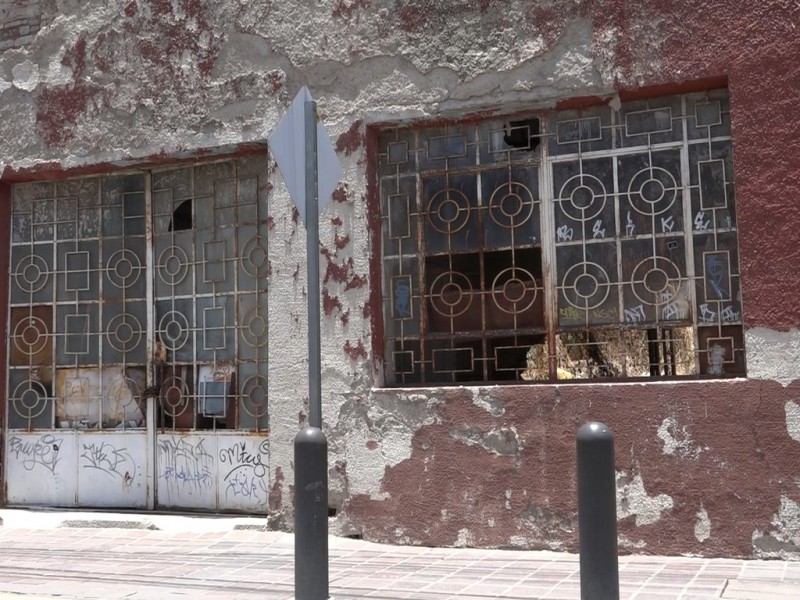 El Barrio Arriba tiene casas en derrumbe y abandonadas