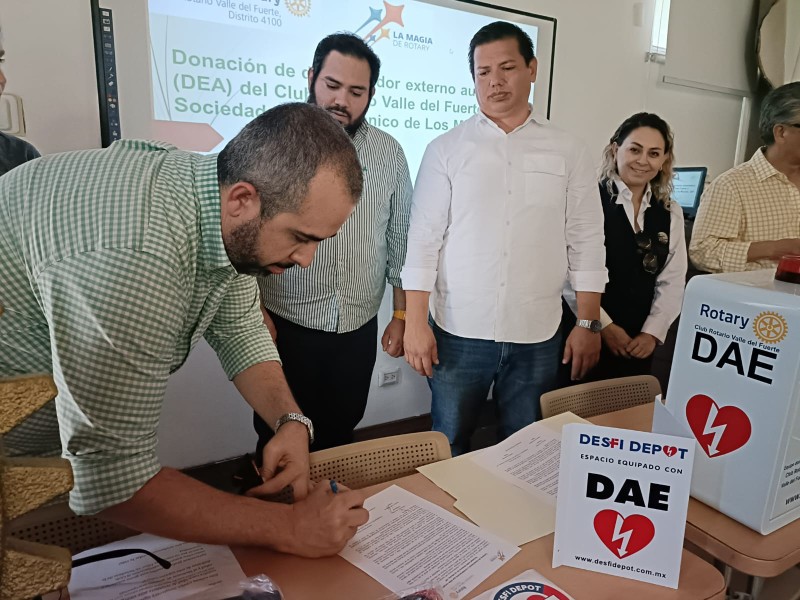 Club Rotario de Los Mochis dona desfibrilador al Jardín Botánico