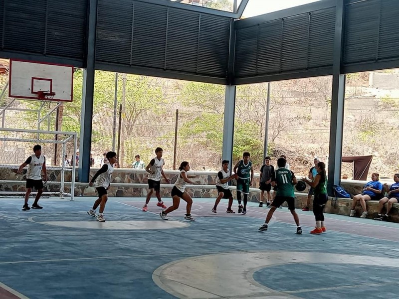 El Conalep Salina Cruz, promueve actividades deportivas