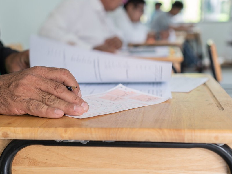 El derecho a educación superior no es privativa de jóvenes