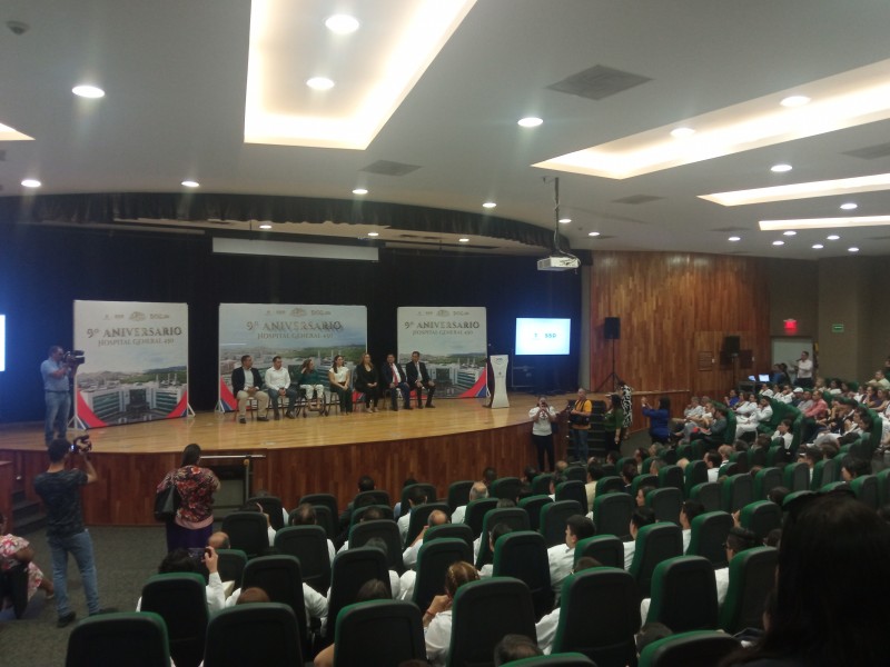 El hospital general 450 cumple 9 años