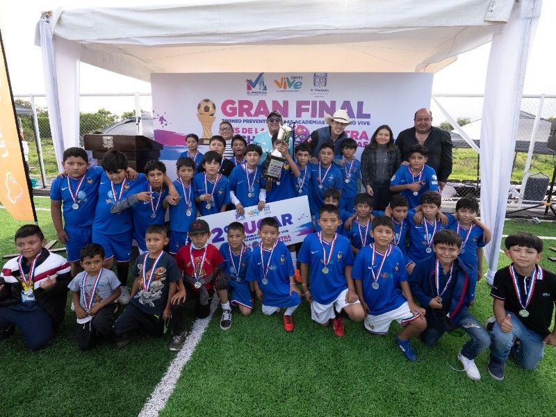 El Marqués despide torneo de fútbol Centro Vive