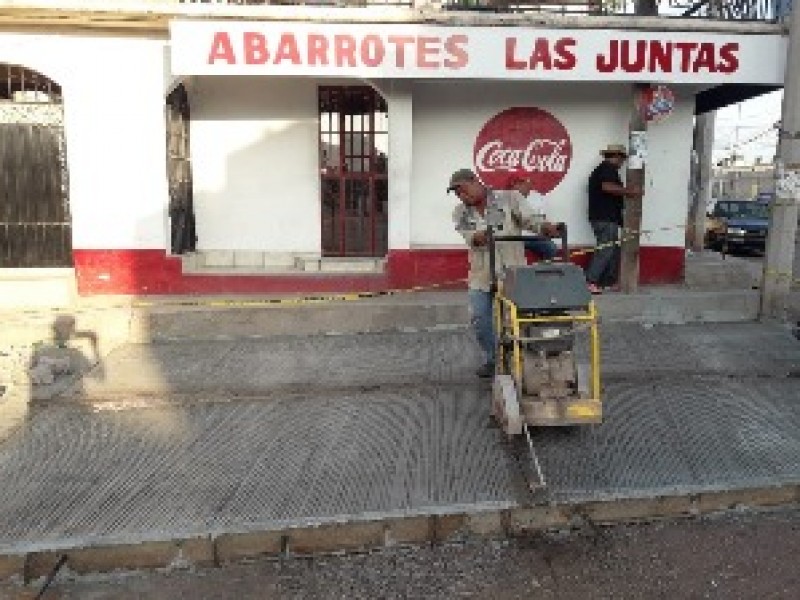 El martes “tirarán” resto de concreto en calle Ensenada Grande