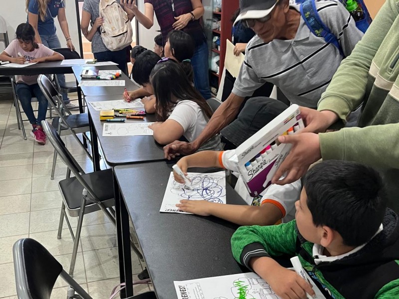 El Museo Ferrocarrilero recibe a niños de CAM No. 11