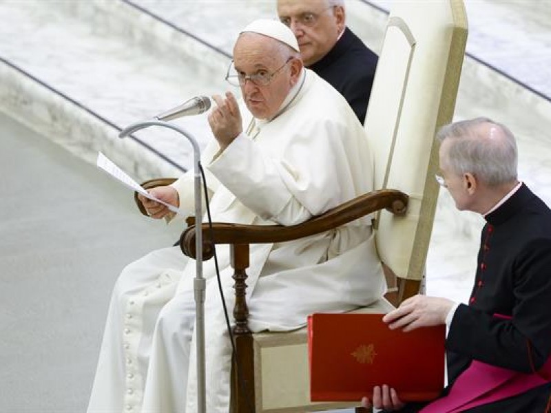 El Papa Francisco reaparece tras episodio de fiebre