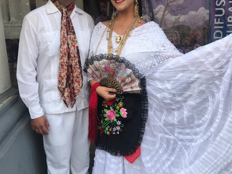 El traje de jarochos un símbolo de Veracruz