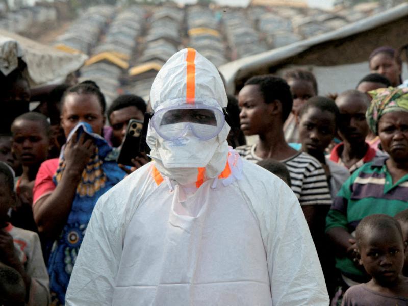 El ébola golpea con fuerza al Congo: casi mil personas han muerto