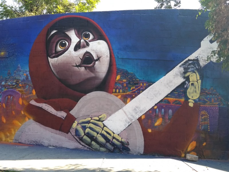 Elaboran en un panteón mural sobre la muerte