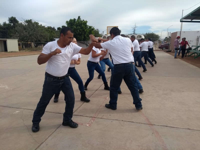 40% de policías sin entrenamiento completo