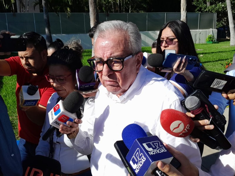 Rocha defiende inversión en seguridad de Sinaloa