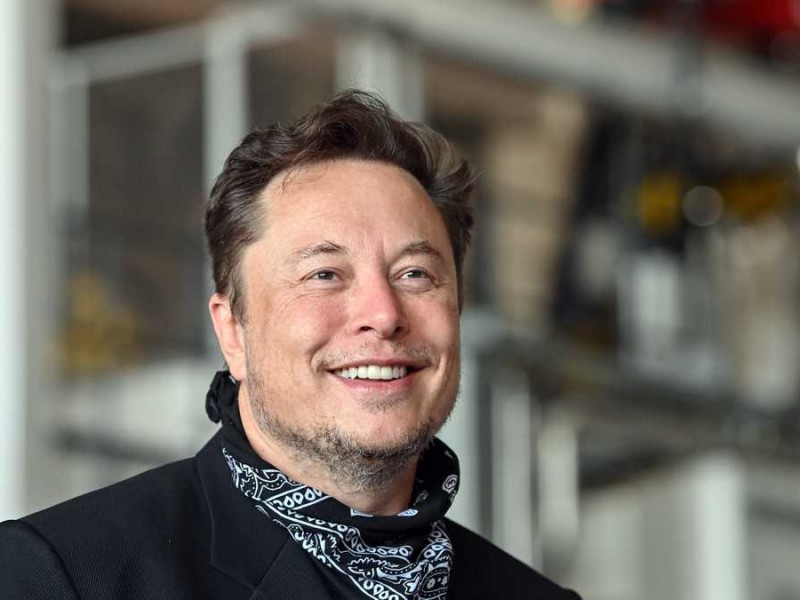 Elon Musk encabeza lista Forbes de más ricos del mundo