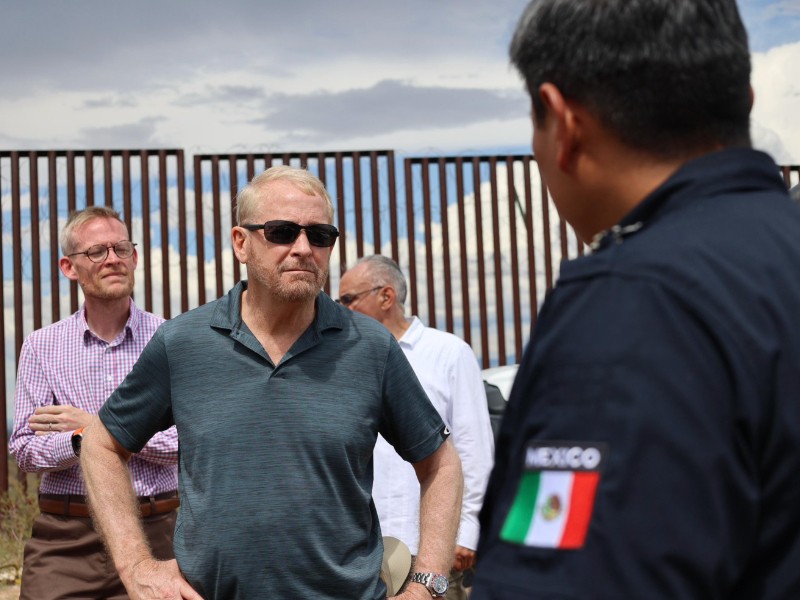 Embajador de Estados Unidos reconoce labor de la Unidad Fronteriza de Sonora
