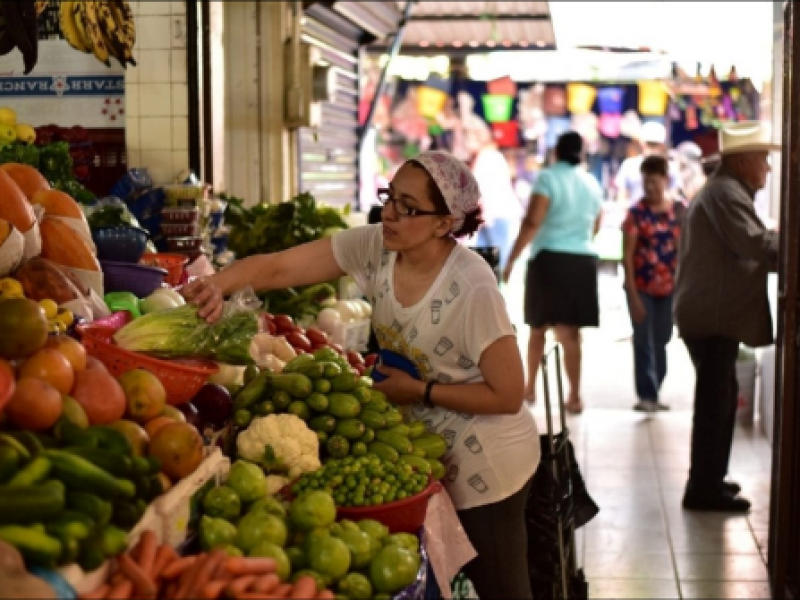 Emite Jacona medidas sanitarias para asistir a mercado