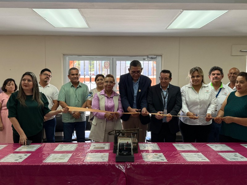 Empalme inaugura exposición de filatelia sobre arquitectura religiosa