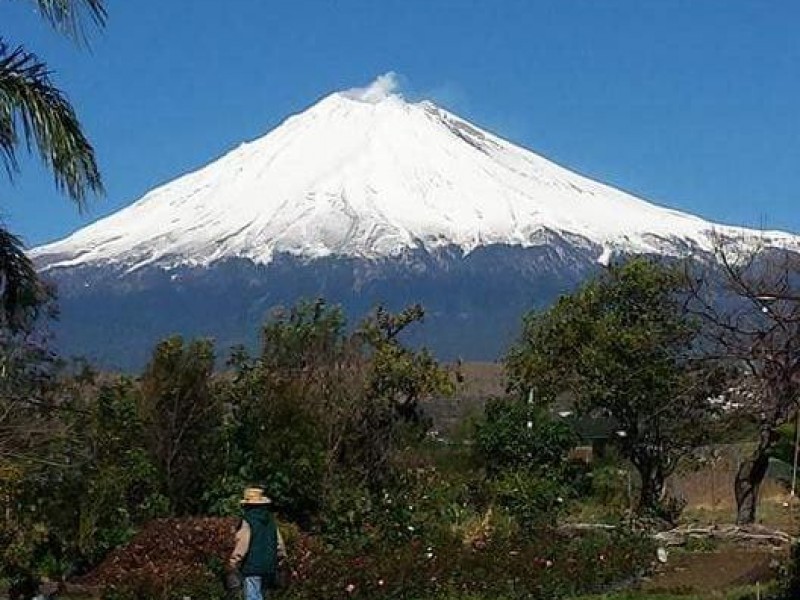 Empiezan a sentirse fríos en municipios cercanos al volcán Popocatépetl