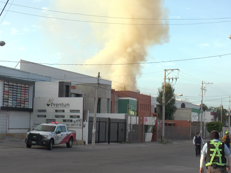 Empresa incendiada tendrá que pagar a bomberos León por material