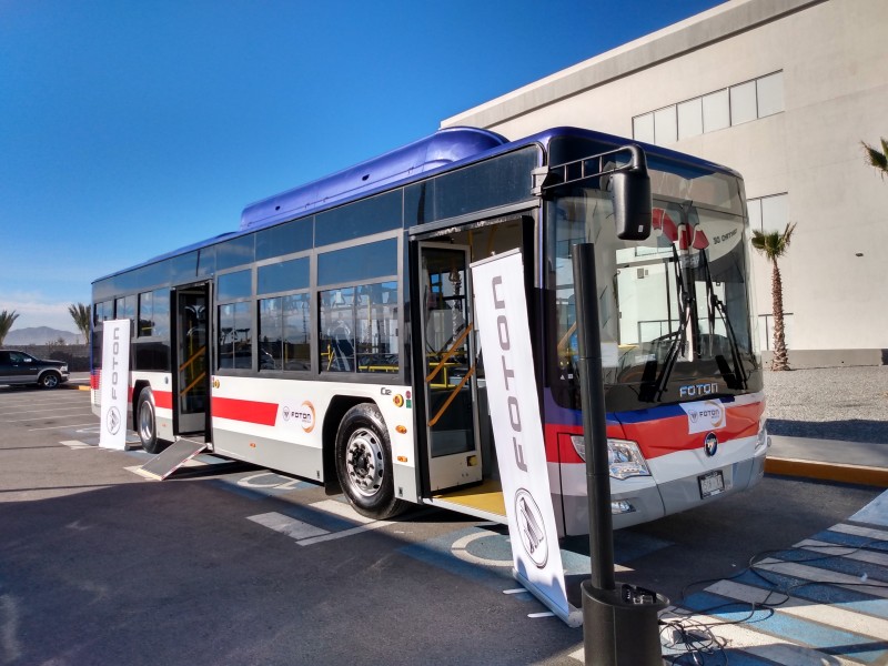 Empresa presenta propuesta de camión para el Metrobús