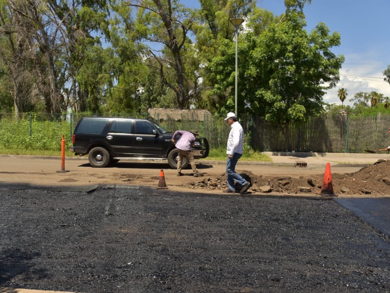 Empresa se hace responsable por daños en calle Ostimuri