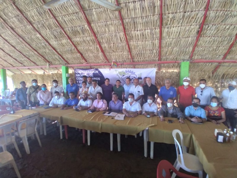 Empresarios mineros proponen construir una siderúrgica en Salina Cruz