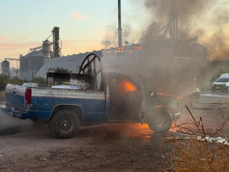 Empresarios piden más vuelos ante miedo a carreteras en Sinaloa