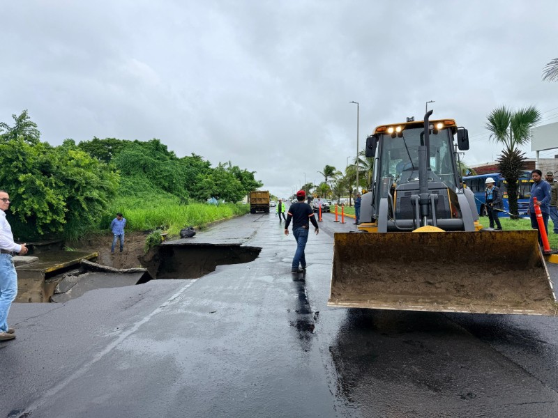 En 2 semanas concluyen trabajos de socavón en Riviera Veracruzana: PC Alvarado