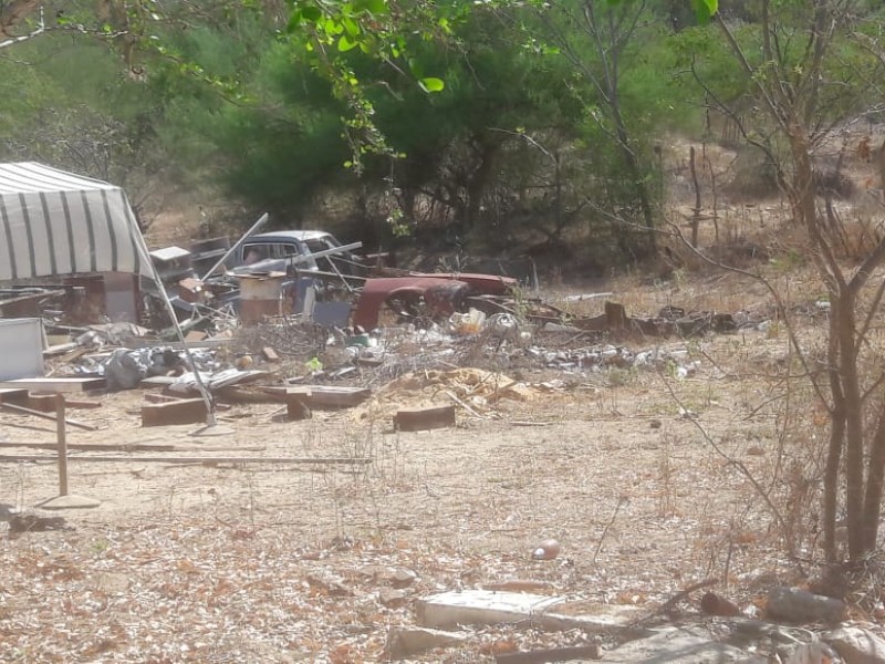 En abandono se sienten vecinos de Santa Catarina