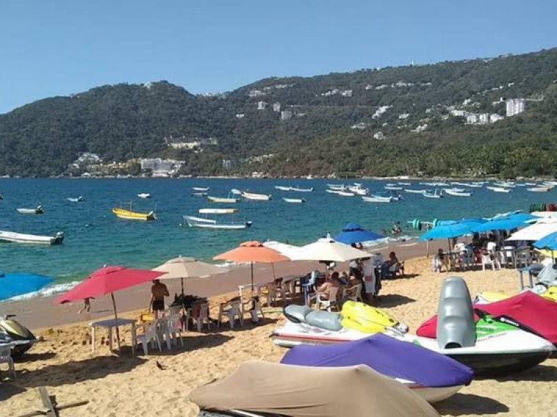 En Acapulco contradicen a Sectur; si afectará alerta de Canadá