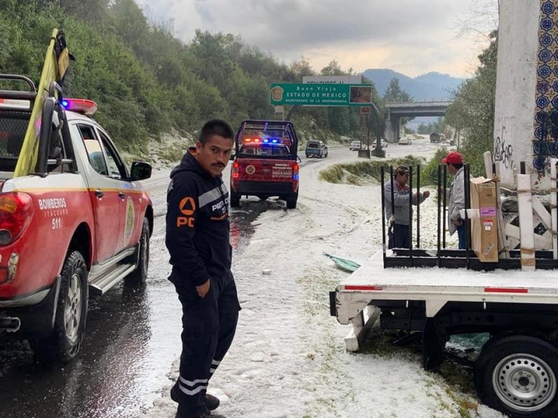 En alerta municipios michoacanos por granizadas