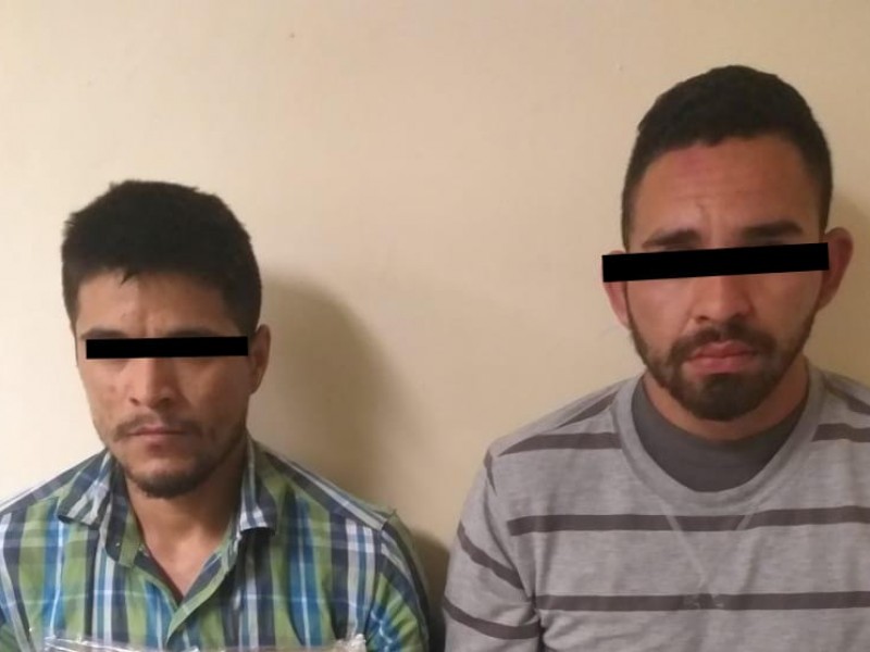 En cajeme capturan a 2 hombres con drogas y armas