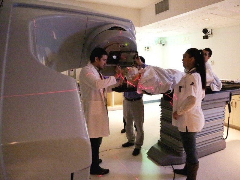 En cancerología otorgan radioterapia a pacientes del Issste