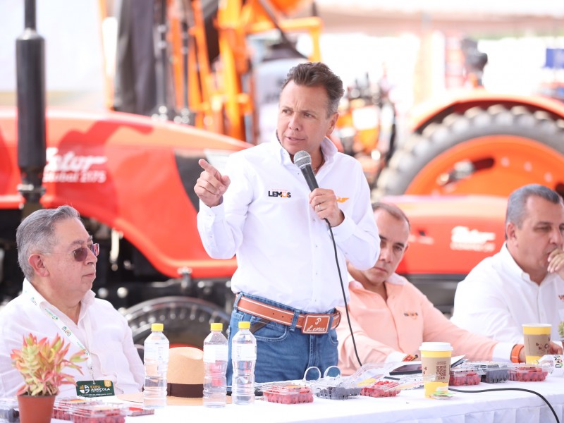 En Ciudad Guzmán, presenta Pablo Lemus sus propuestas educativas