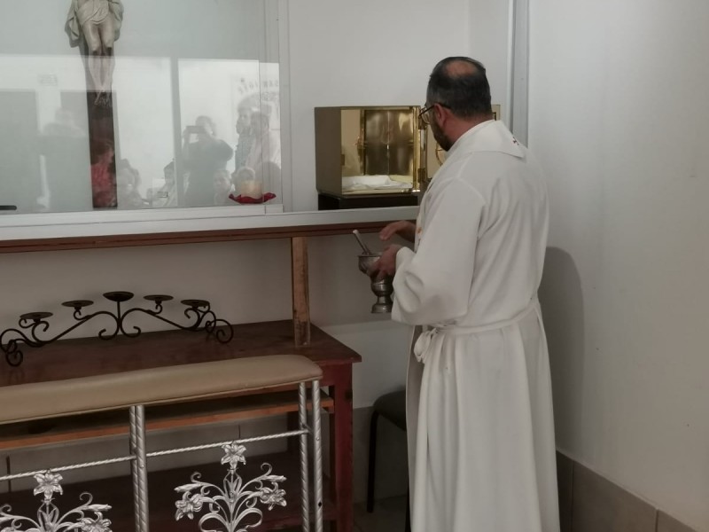 En Cobijo San José bendicen el sagrario de la Capilla