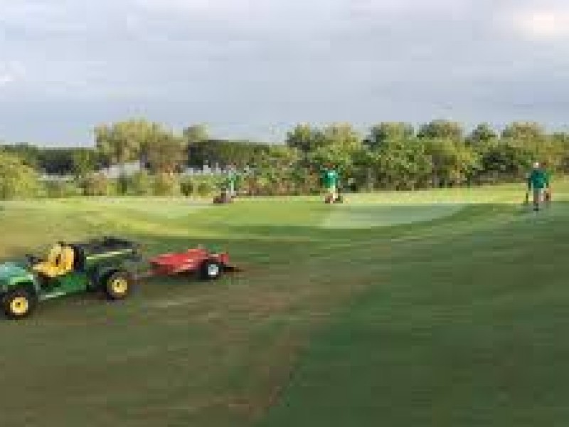 En contra Canaco que campos de golf paguen predial completo