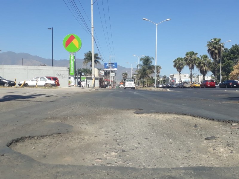 En deplorables condiciones avenida Tecnológico