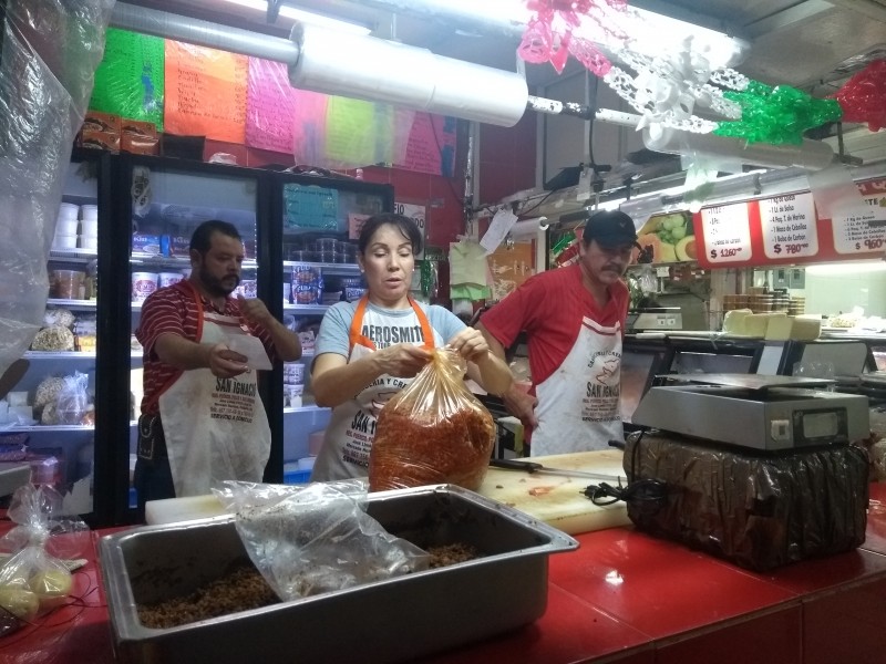 En el olvido locatarios del Mercado Humaya