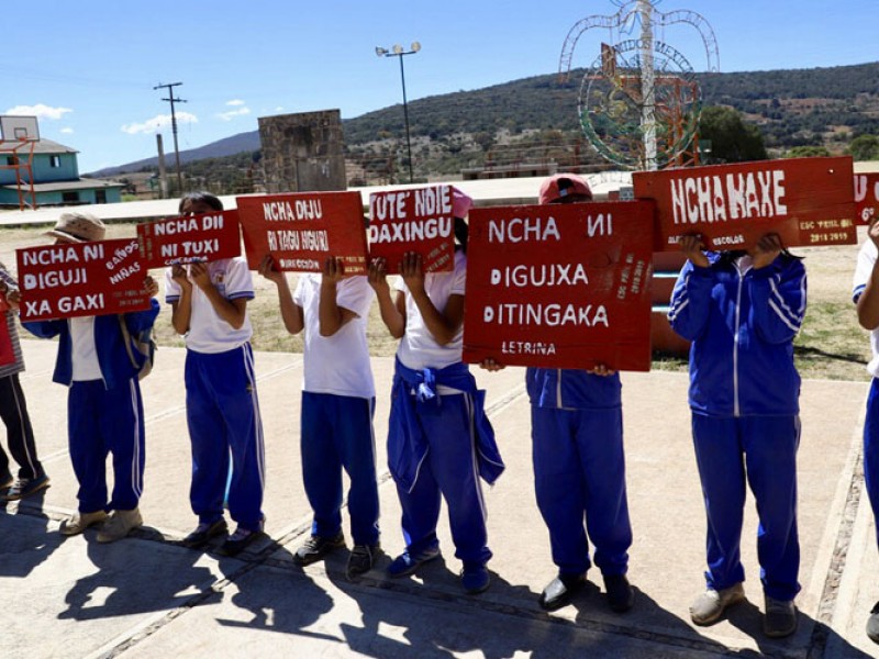 En extinción 30% de lenguas maternas de Oaxaca